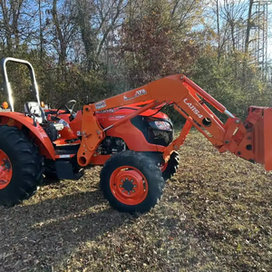 Kubota M7060 Traktor mit Front- und Rücklader