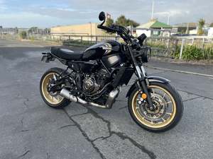 Explorez notre nouvelle Yamahas XSR700 2023 de haute qualité PRÊT À ÊTRE EXPÉDIÉ DANS LE MONDE ENTIER - Product Image 4