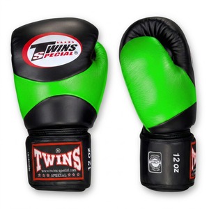 ถุงมือชกมวยคู่แฝดคุณภาพสูงแบบกำหนดเอง ถุงมือชกมวยคู่แฝดสำหรับฝึกซ้อมมวยไทยคุณภาพสูงพร้อมโลโก้แบบกำหนดเอง - Product Image 4