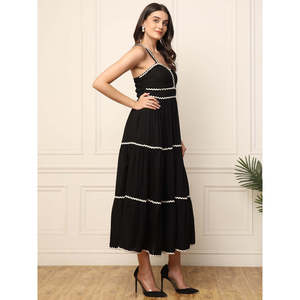 DEEBACO Robe longue évasée noire unie en rayonne pour femme, col cœur, sans manches, style décontracté ou de soirée, lavable - Product Image 5