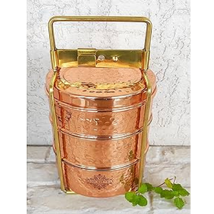 Caja Tiffin de latón, Juego de 3 niveles Tiffin con cuchara Diseño maravilloso Caja Tiffin de picnic de cobre de forma redonda con asa al por mayor - Product Image 1