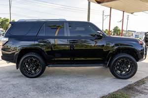 ใช้แล้ว LHD/RHD 2018 T O Y O T A 4Runner SR5 4X4พรีเมี่ยม - Product Image 2