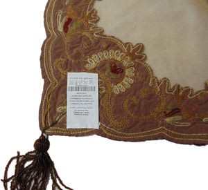 Broderie cachemire faite à la main Art & Legacy motif brodé exquis décor à la maison pour le salon et la salle à manger - Product Image 5