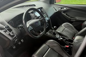 FORD Focus ST d'occasion 2017 - Product Image 3
