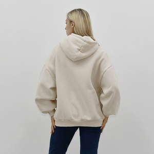 Sweat à capuche femme haute qualité en coton polaire coupe surdimensionnée avec fermeture éclair intégrale Logo personnalisé vêtements de sport actifs haut court d'hiver à capuche - Product Image 2