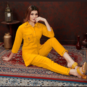 Artriddh Moksh Reversible Cotton Kurti con diseño formal hecho a mano para mujeres para bodas en la India - Product Image 1