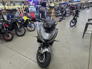 Ventes aux enchères 2026 NT1100 DCT Nouvelles motos avec une puissance de 1001-2000W et une vitesse maximale supérieure à 80 km/h, acompte requis - Product Image 4