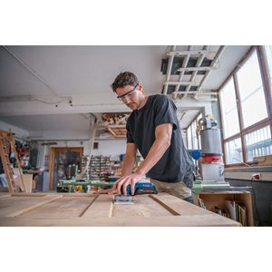 Lijadora Orbital Inalámbrica de 18V con Motor sin Escobillas, Bolsa Recolectora de Polvo, 3 Discos de Lijado, 3 Discos Abrasivos y Perforadora - Product Image 2