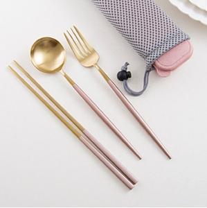 Meilleure vente, service de couverts en métal plaqué or avec poignée fine en émail blanc pour table à manger, vaisselle, ensembles de couverts - Product Image 4