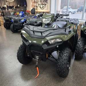Polaris Sportsman 450 EPS 2026 en Oferta, Vehículo Recreativo 4x4 con Motor de 450 cc, CVT, Cabina con Ventilación y Calefacción, Garantía de 3 Años - Product Image 4