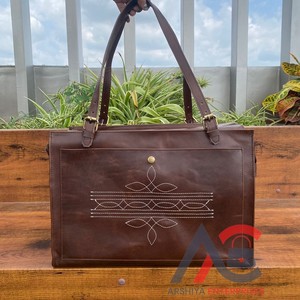 Personalized Boot Stitch Full Grain Genuine Leather <b>Dog</b> Tote Bag Carrier Custom Portable Outdoor Large Capacity Pet Travel Bags - Product Image 1