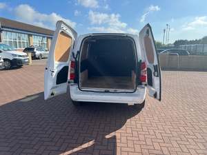 USADO LHD/RHD 2020 VAUXHALL COMBO 1,5 CDTI SPORTIVE 2000 - Product Image 3