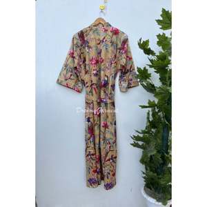 Robe Kimono en Coton Faite Main Imprimé Ikat Douce et Décontractée avec Cordon de Serrage Taille XL pour Familles et Demoiselles d'Honneur – Idéale pour la Maison - Product Image 5