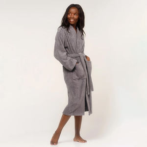 Albornoz de algodón 100% de alta calidad para mujer Técnicas tejidas suaves y altamente absorbentes Toallas Categoría de producto - Product Image 3