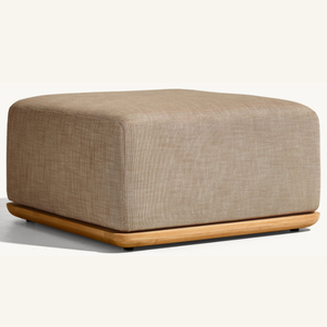 Un pouf confortable en bois de teck avec des coussins doux et confortables pour une utilisation intérieure dans un style moderne distinctif - Product Image 2