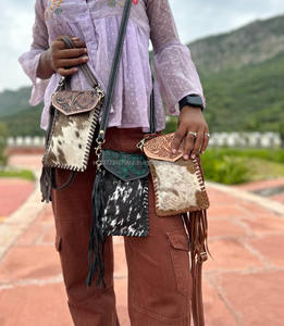 Nouveau Western fait à la main téléphone sac à main sac à main véritable fourrure de vachette usiné à la main sculpture sac à bandoulière petite taille sacs bracelet pochette sac à bandoulière - Product Image 4