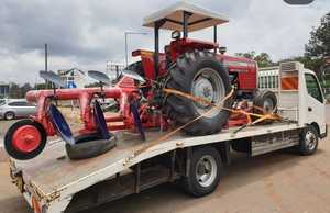 Moissonneuse-batteuse à maïs 4 rangs d'occasion 90% neuve, qualité supérieure, bon prix, vente en gros, livraison rapide - Product Image 5