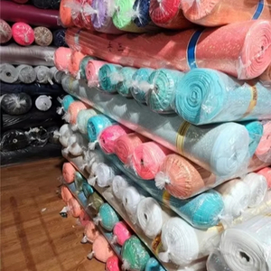 Tissu en maille imprimé holographique en nylon et lycra 58/60 pouces - Product Image 1