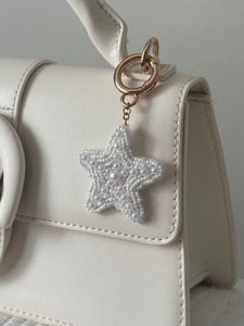 Amuleto de Sol Bordado con Cuentas Hecho a Mano, Bonito, Elegante y Hermoso, Nuevo Diseño de Lujo, Moderno y de Última Moda de Hiba Enterprises - Product Image 2