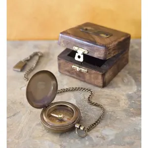 Boussole de poche magnétique en laiton nautique vintage boussole de poche multifonctionnelle Mini carte pour toutes les générations boussole de haute qualité - Product Image 2