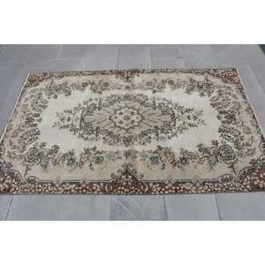 Turkish Accent Rug 3.7x6 ft, Vintage <b>Brown</b> Polka dot <b>Wool</b> Rug - Product Image 3