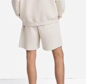 Ropa informal para hombre, pantalón corto informal de cintura media con tela transpirable duradera, patrón sólido con cordón para uso durante todo el día en buena calidad - Product Image 3