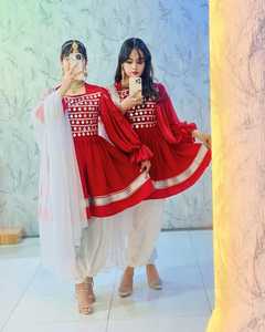 NOUVELLE ROBE POUR FEMMES AFGHANI KUCHI DE QUALITÉ SUPÉRIEURE AVEC BELLE ÉCHARPE ET PANTALON À PRIX RAISONNABLE SERVICE OEM ODM PAR AA IMPEX - Product Image 2