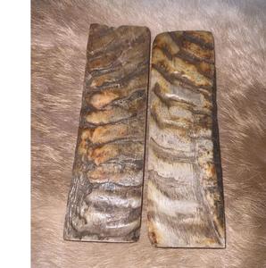 Plaque en corne de bélier rustique, fabriquée à la main pour les manches de couteaux artisanaux, artisanale et durable - Product Image 4