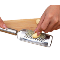 Premium duurzame roestvrijstalen ergonomische handmatige uien-, radijs-, komkommer-, aardappel- en groentenjulienne-snijder