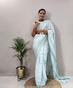 纱丽梦想系列: 从棉花经典到性感上衣 -- 在这里找到你完美的印度纱丽套装。