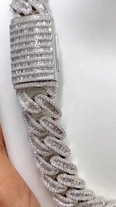 Collar de Hip Hop con Eslabones Cubanos de Diamante Redondo y Baguette para Hombre, Plata de Ley 925 - Product Image 2