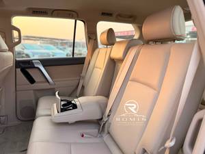 Toyota Land Cruiser Prado GRJ150L 2023, 4.0L V6, 4x4, Automática, Usada, Especificaciones GCC, Volante a la Izquierda |   Para Exportación - Product Image 4