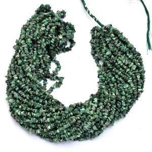 Perles de pierres précieuses d'émeraude verte de 4 mm à 5 mm, pépites lisses, émeraude naturelle non taillée, copeaux précieux, perles en vrac pour la fabrication de bijoux - Product Image 1