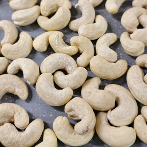 Marque privée Emballage SANTIGO Noix De Cajou Noix De Cajou WW450 Kaju W450 Noix De Cajou Première Qualité - Product Image 1