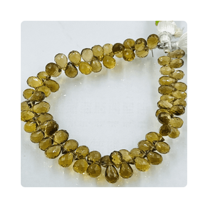 Pierre de Prehnite Facettée en Forme de Goutte d'Eau de Haute Qualité 7-8mm, Verte Naturelle, Certifiée par un Certificat Tierce Partie Alif International - Product Image 4