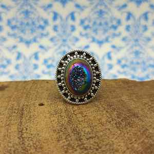 แหวนดีไซเนอร์งานแฮนด์เมดขายดี925เงินประดับด้วยหินไทเทเนียมธรรมชาติและเพชรหลากสีสำหรับงานแต่งงาน - Product Image 1