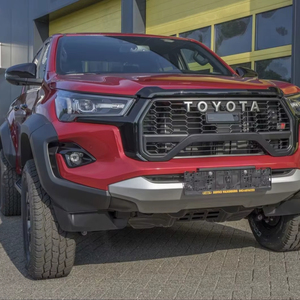 Toyota Hilux 2025 Automática Gasolina 4 Plazas Asientos de Cuero Luces LED 75k-100k Millas en Venta - Product Image 1