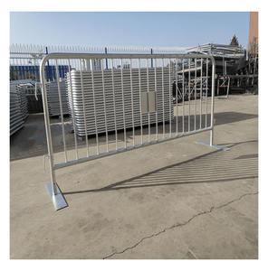 Barrières de sécurité portables en acier de 6 pieds et barrières de contrôle de foule pour concerts - Product Image 4