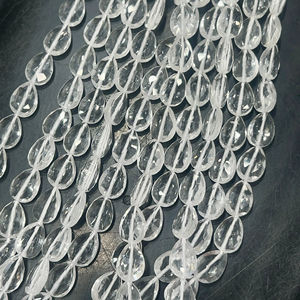 Vente en gros de gouttes de poire à facettes en cristal naturel de quartz 16 pouces brin 6x8-9x13mm perles perceuse droite fabrication de bijoux - Product Image 4