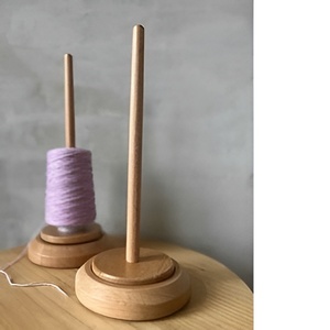 Distributeur de fil fabriqué à la main support de boule de fil en bois épais pour un écheveau de fil accessoire de couture Portable bois naturel - Product Image 3