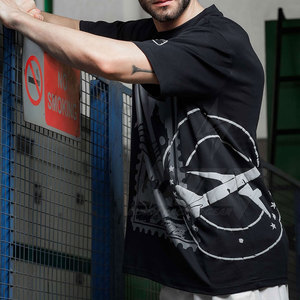 T-shirts pour hommes de qualité supérieure fabriqués au Pakistan, sur mesure, en polyester/coton, écologiques, à séchage rapide, en tissu polaire, en vente - Product Image 2
