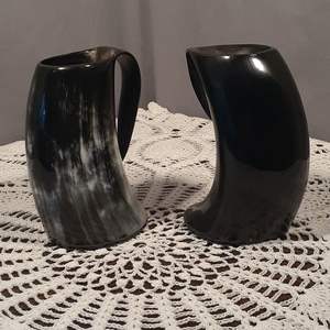 Taza de cuerno para beber moderna de la mejor calidad y diseño moderno Uso para taza de cuerno para beber cerveza A PRECIO ASEQUIBLE para fiesta de Navidad - Product Image 1