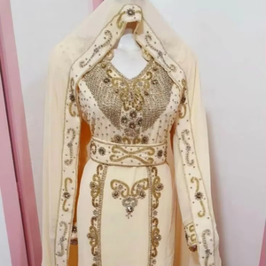 Abayas élégantes et modestes brodées à la main pour femmes -- - Product Image 1