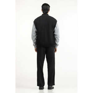 Suéter de Manga Larga con Capucha, Corte Regular, para Otoño y Primavera, MN-SWT-WS25-003 B, Diseño de Parches, Tejido Fino - Product Image 1