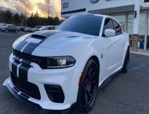 Dodge Charger 2022 en perfecto estado - Product Image 1