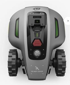 Cortadora de Césped Inalámbrica MAMMOTION YUKA Mini .Vision700 de 88W con 5 Cuchillas Pivotantes, Tracción en 2 Ruedas, Cámara Triple y IA Avanzada - Product Image 5