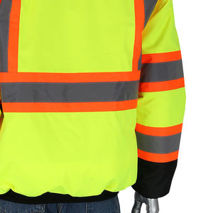 Vêtements de travail d'hiver personnalisés en usine veste de sécurité réfléchissante haute visibilité vêtements d'hiver imperméables personnalisés - Product Image 3