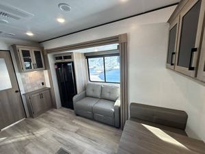 Nouveau 2026 Keystone C-o-l-e-m-a-n L-e-g-a-c-y 3000L-O-F-T - Product Image 6