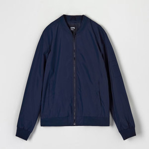 Chaqueta de bombardero para hombre con diseño adecuado de fábrica, chaqueta de bombardero de motorista para hombre de estilo único a bajo precio - Product Image 1