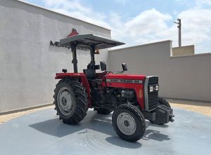 รถแทรกเตอร์ฟาร์ม Massey Ferguson 240 สีแดง ขับเคลื่อน 2 ล้อ ระบบเกียร์  ลดราคาพิเศษ  ระดับความปลอดภัยสูง - Product Image 2